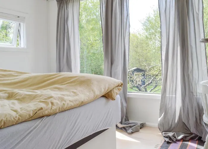 Three-bedroom In Vakantiehuis Ølsted